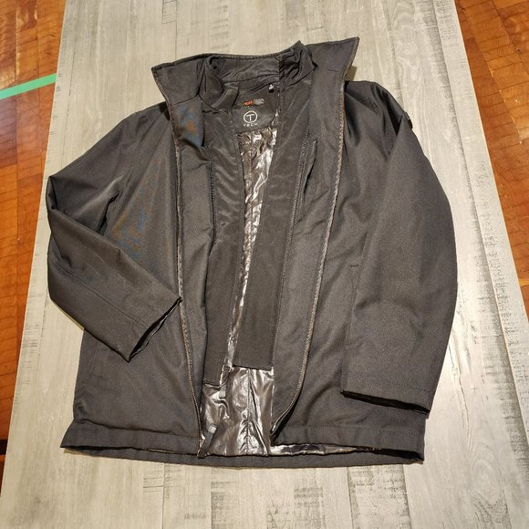 Tumi Heavy-Duty All-Weather Jacket - Picture 3 of 15